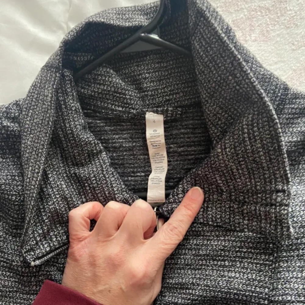 Lululemon jacket - Picture 2 of 2